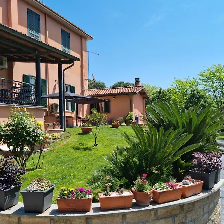 Il Casale Nel Parco Bed & Breakfast *